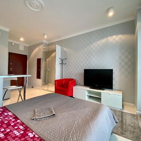 Studio Flat Triton Park Varsó Kültér fotó