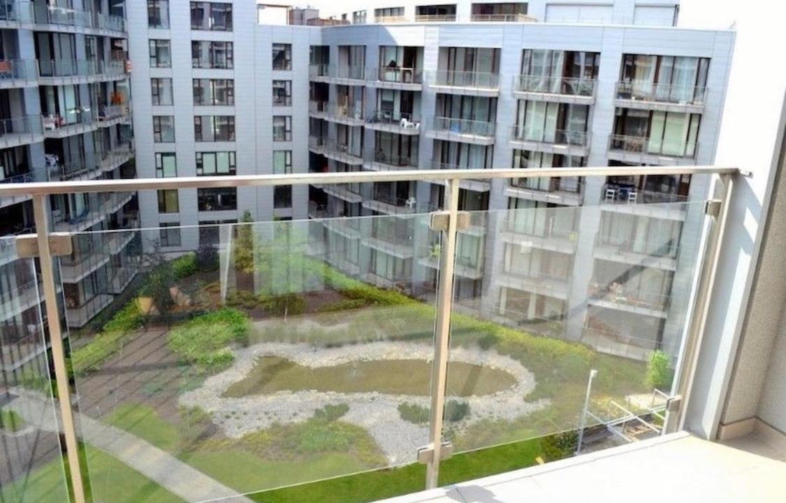 Studio Flat Triton Park Varsó Kültér fotó